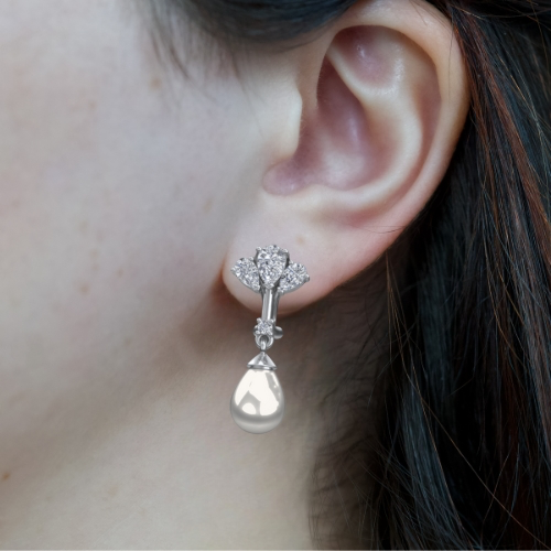 Vermeer Pearl Model Photo.webp