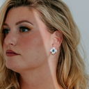 La Femme aux Fleur Model Photo .webp